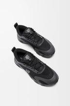 Cloudsolo sneakers                       *a limited-edition*          collaboration between LOEWE and On