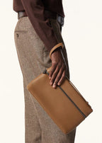 Extra Pouch L29 Grained Calfskin