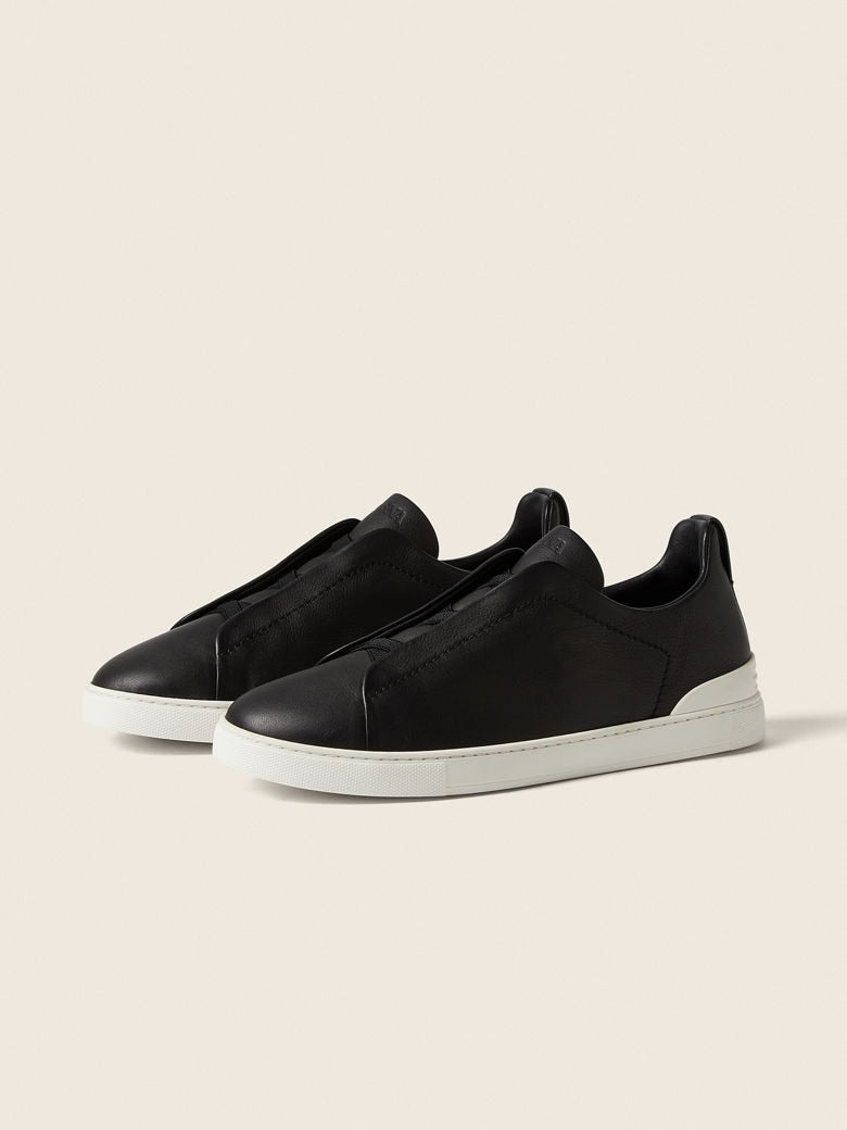 BLACK TRIPLE STITCH™ SECONDSKIN SNEAKERS