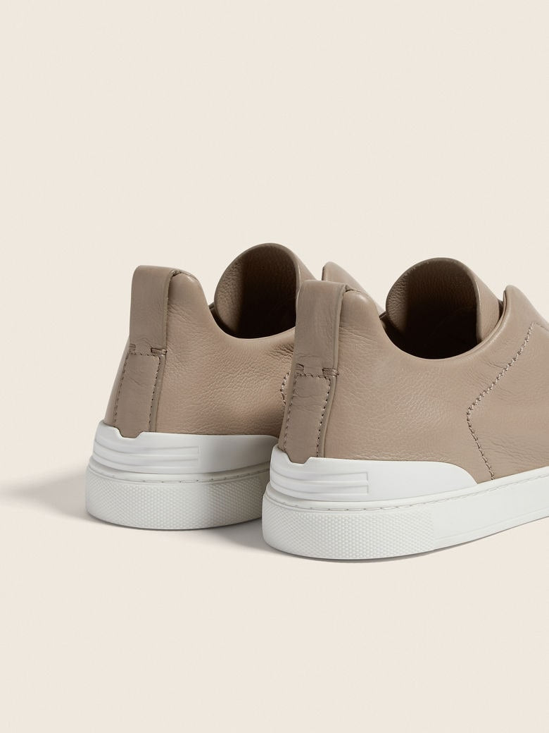 LIGHT TAUPE TRIPLE STITCH™ SECONDSKIN SNEAKERS