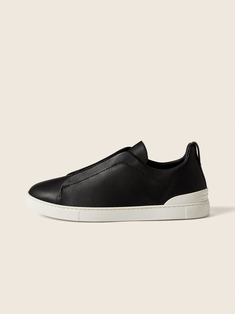 BLACK TRIPLE STITCH™ SECONDSKIN SNEAKERS