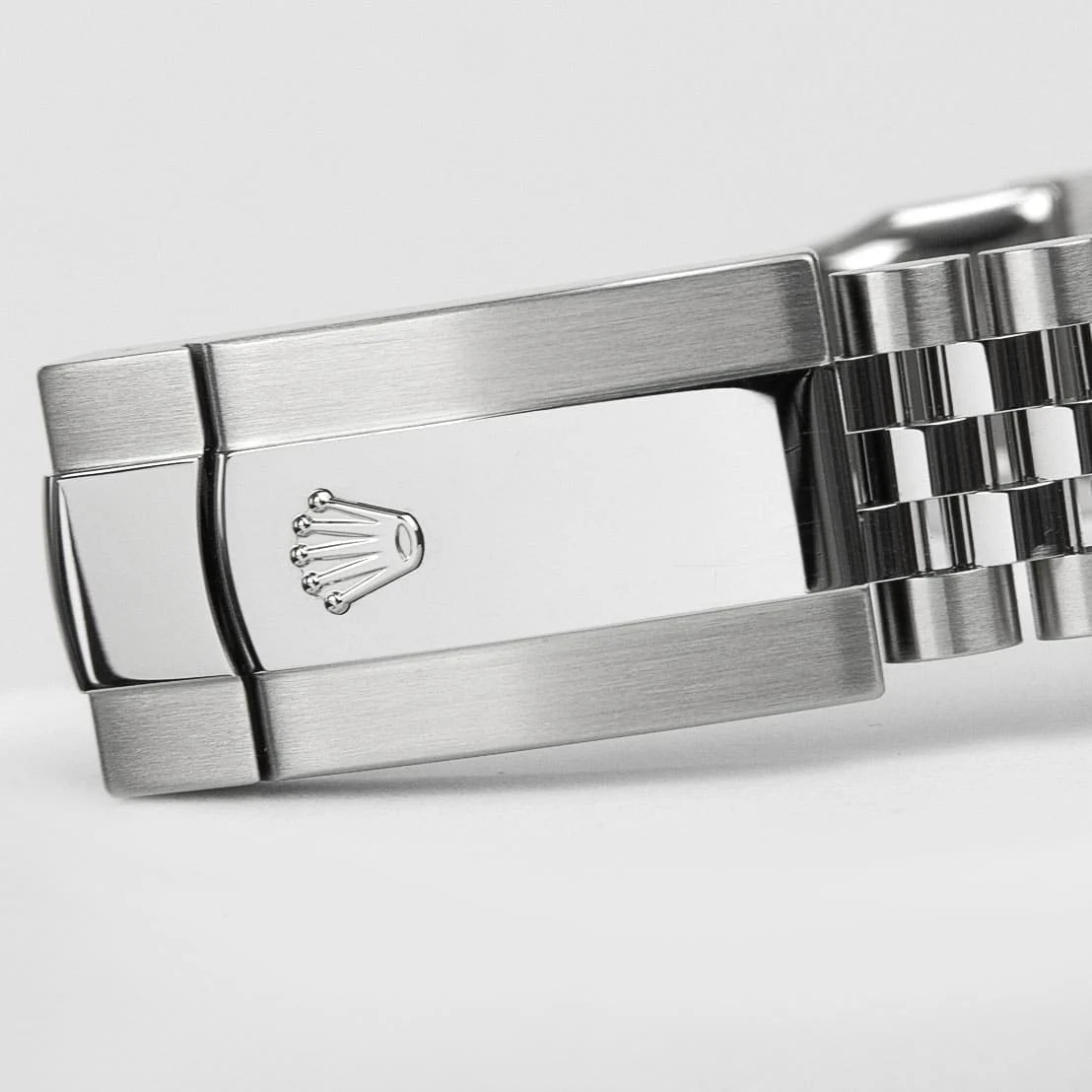 Rolex Datejust 41 featuring the distinctive "Wimbledon" dial